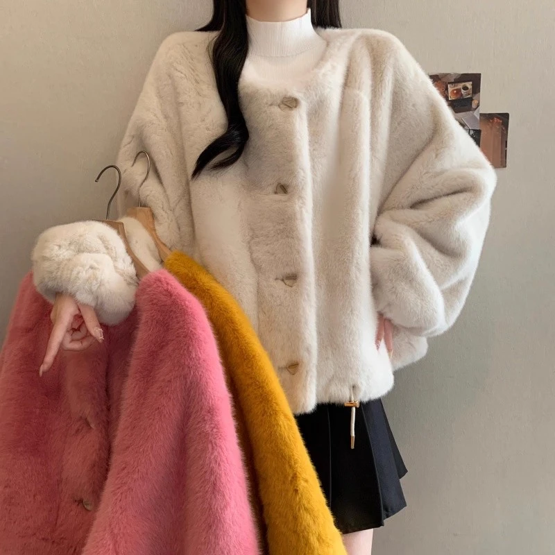 【761-770】冬季加绒加厚外套  韩版百搭 毛绒慵懒风 皮毛一体