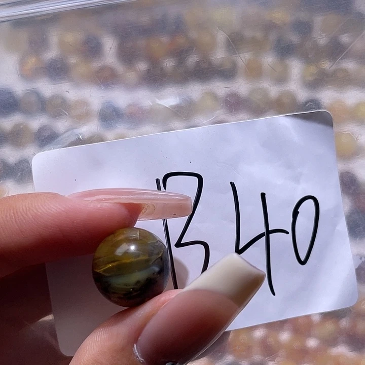 琥珀未镶嵌裸石13.7福利