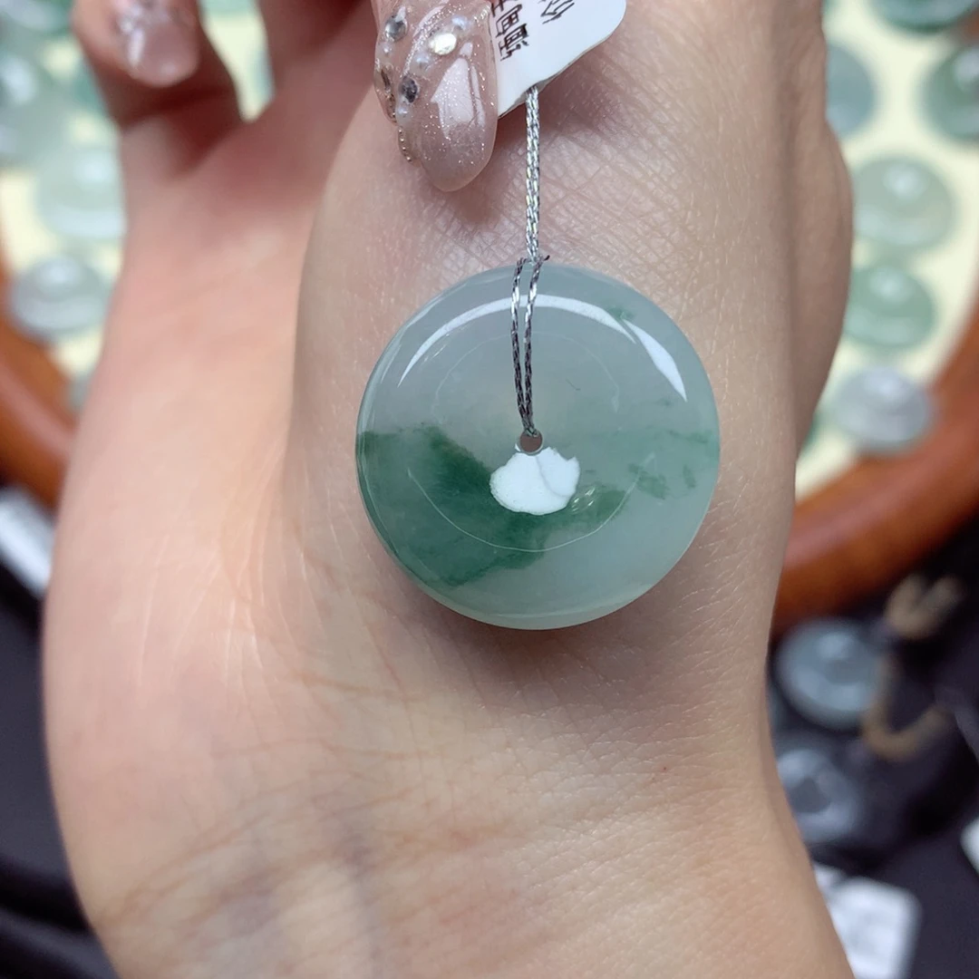 翡翠未镶嵌颈饰吊坠21.5/5.5mm