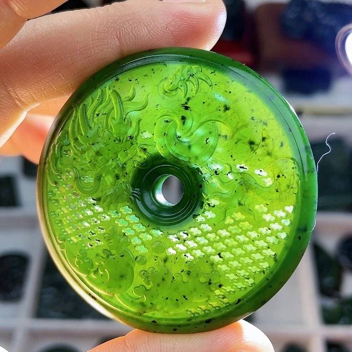 蛇纹石玉未镶嵌挂件