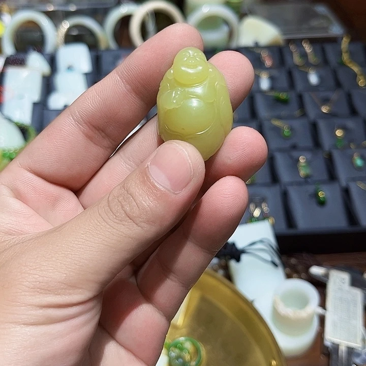 项圈未镶嵌和田玉（白玉）
