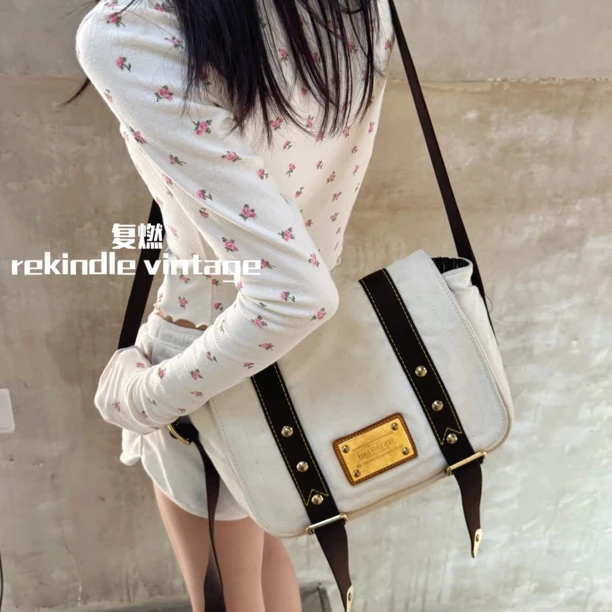 95新 LouisVuitton/路易威登 复燃精选/白色剑桥帆布斜挎包