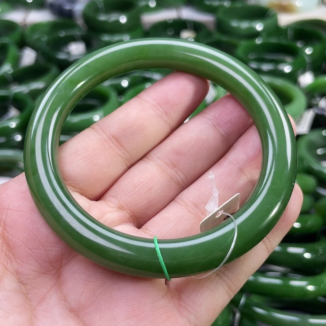 未镶嵌手镯和田玉（碧玉）