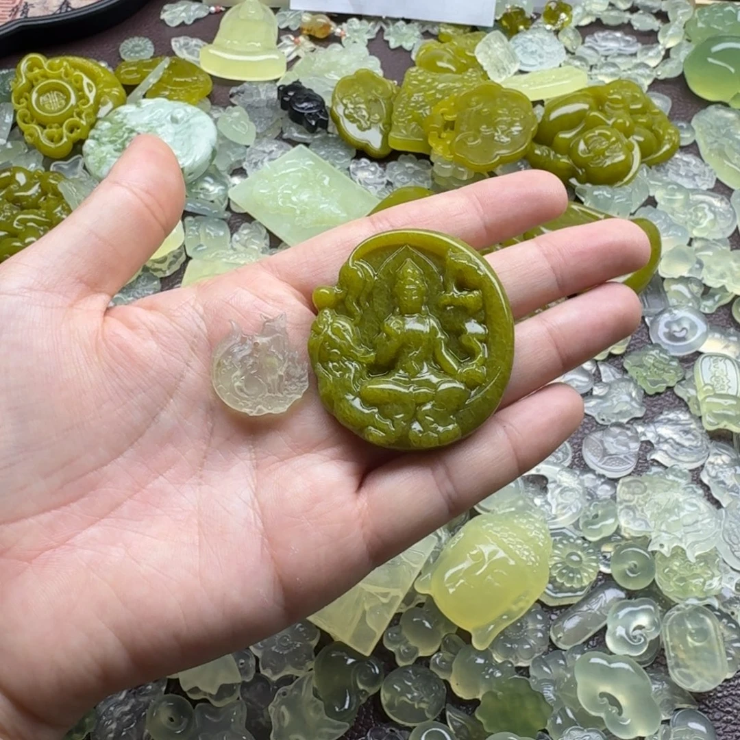 7****蛇纹石玉合金颈饰