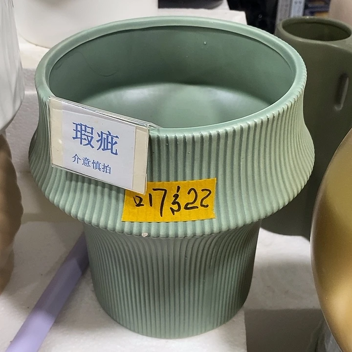 紫砂花盆多肉植物盆瑕疵有孔