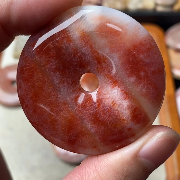 硅化玉颈饰未镶嵌婵*