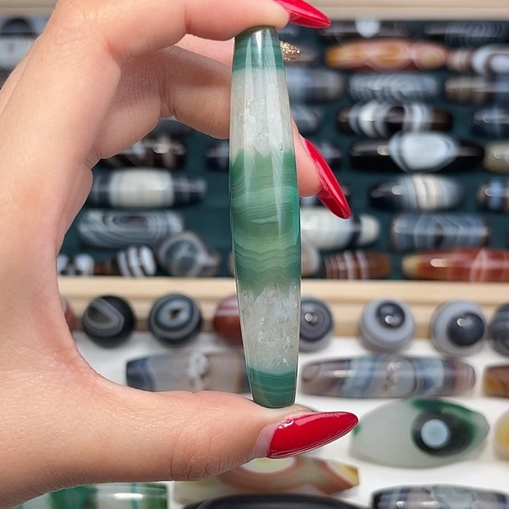 岁***好玛瑙/玉髓合金珠宝奇石