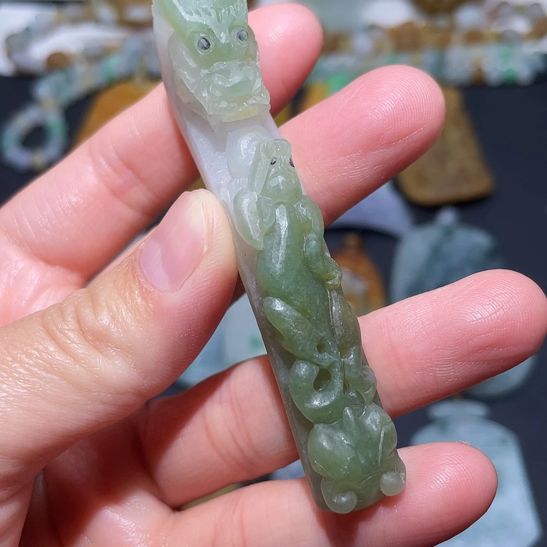 定制翡翠未镶嵌翡翠