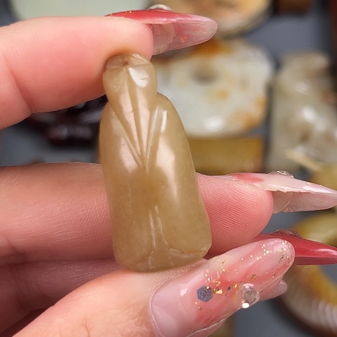 和田玉（糖玉）未镶嵌颈饰