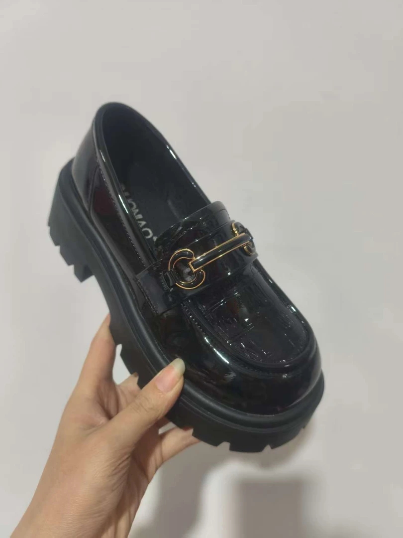 880-0黑色真皮单鞋断码清仓