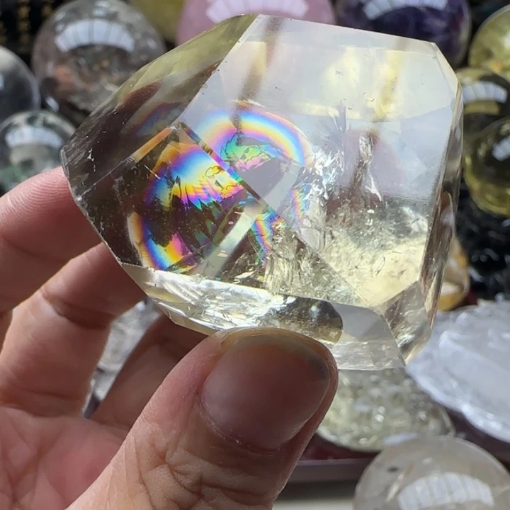 水晶摆件未镶嵌c275