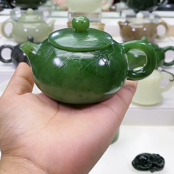 未镶嵌和田玉挂件茶壶 （微瑕）