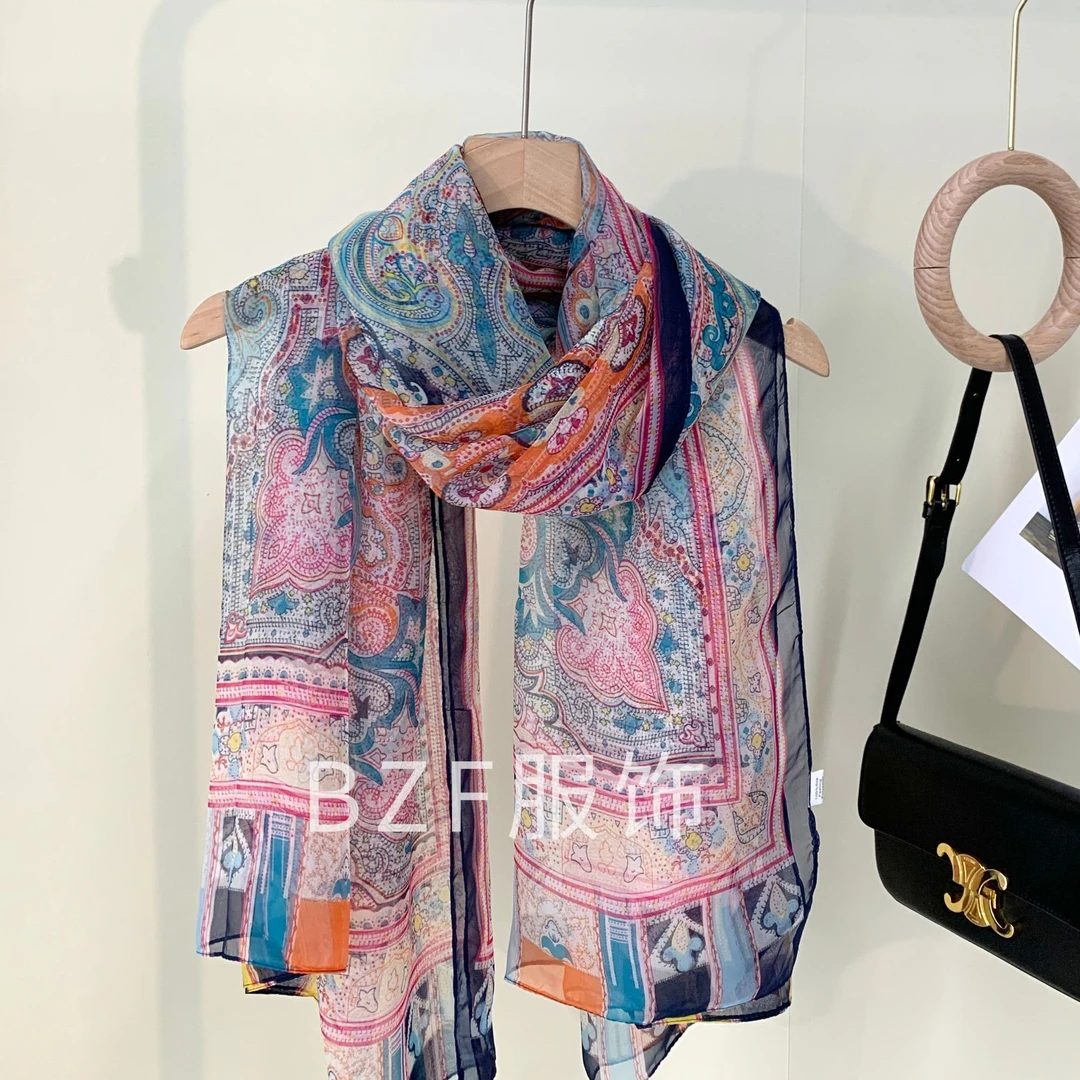 银丝方格沙滩巾百搭薄款民族风法式丝巾时尚碎花佩斯利外搭夏季