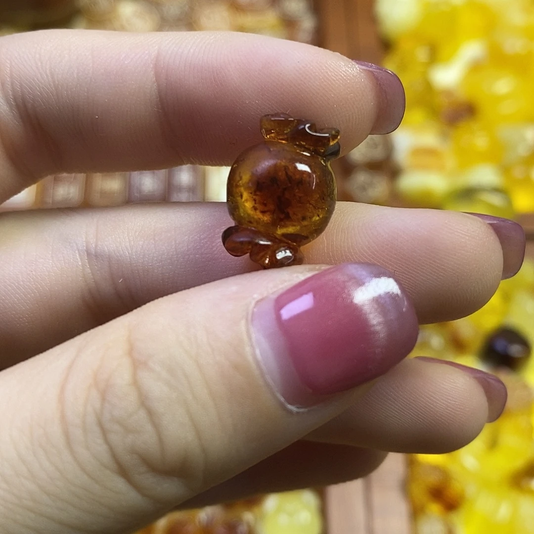橄榄核吊坠小糖果