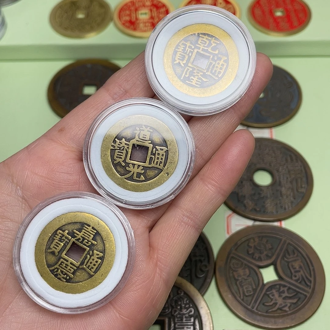 铜幸****及一物一拍，现场下单