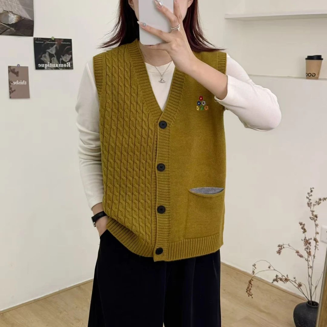 刺绣女设计感春秋上衣开衫马甲宽松外穿背心针织衫时尚百搭马夹