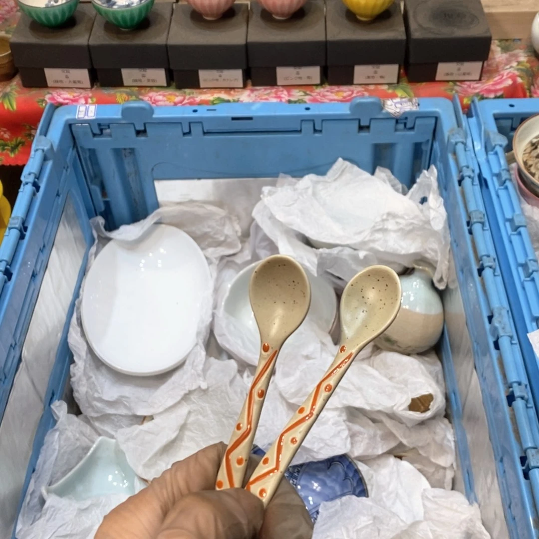 瓷片三***呜哈哈哈哈哈哈哈哈哈