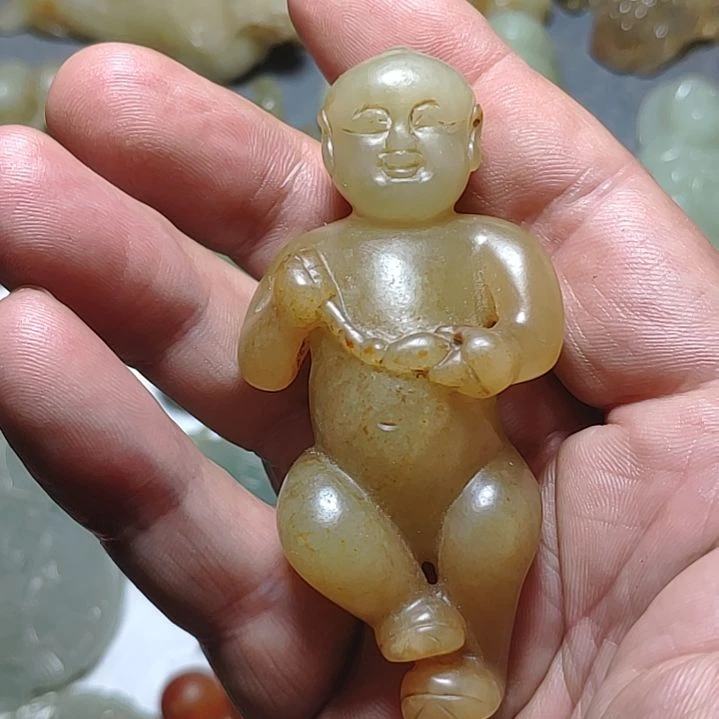 和田玉颈饰未镶嵌卢*生