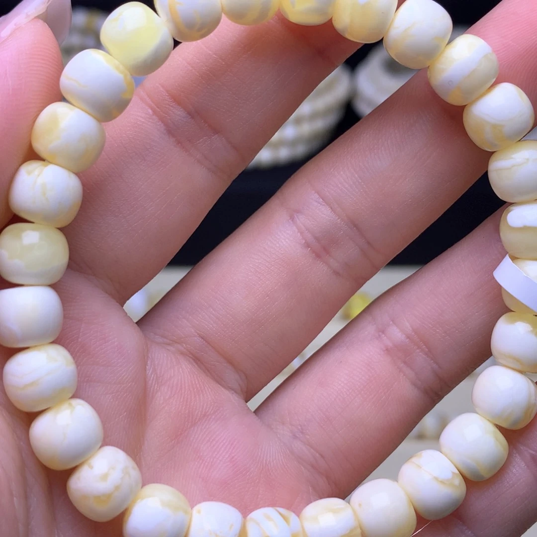 琥珀裸石未镶嵌7.97毫米