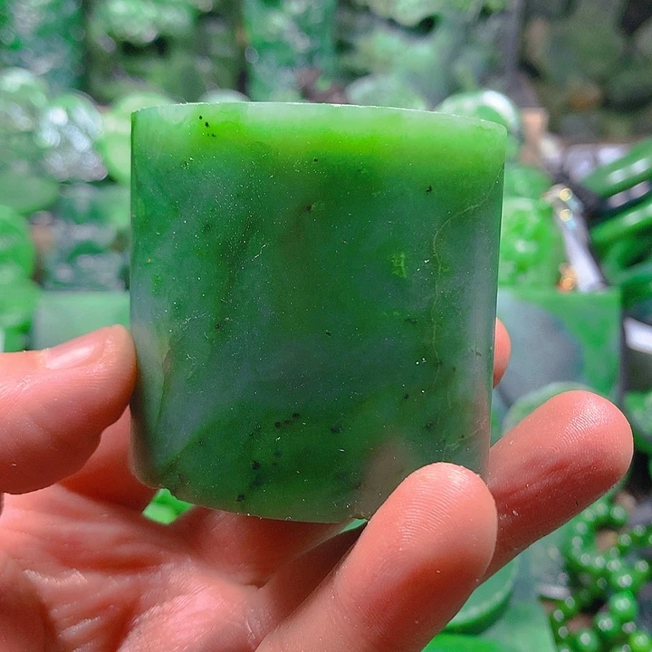 @***s和田玉（碧玉）未镶嵌珠宝奇石