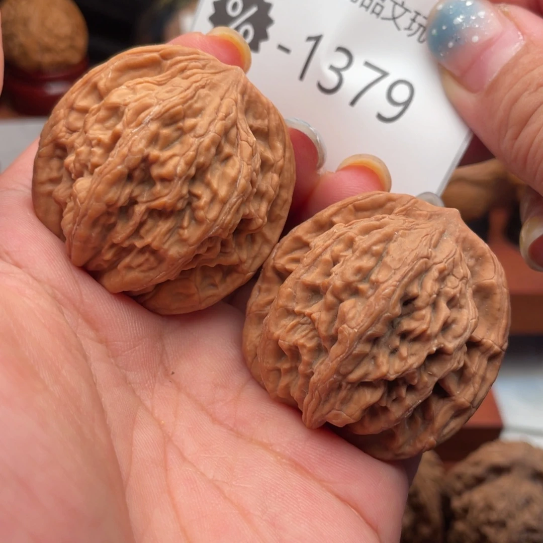 把件文玩核桃40精配虎头