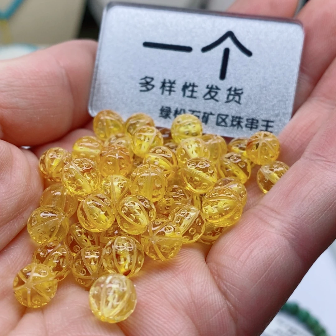 南红玛瑙未镶嵌珠宝奇石