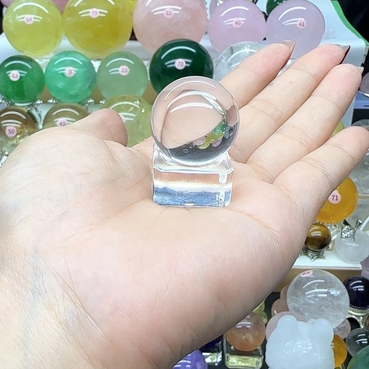 大***了水晶未镶嵌珠宝半成品