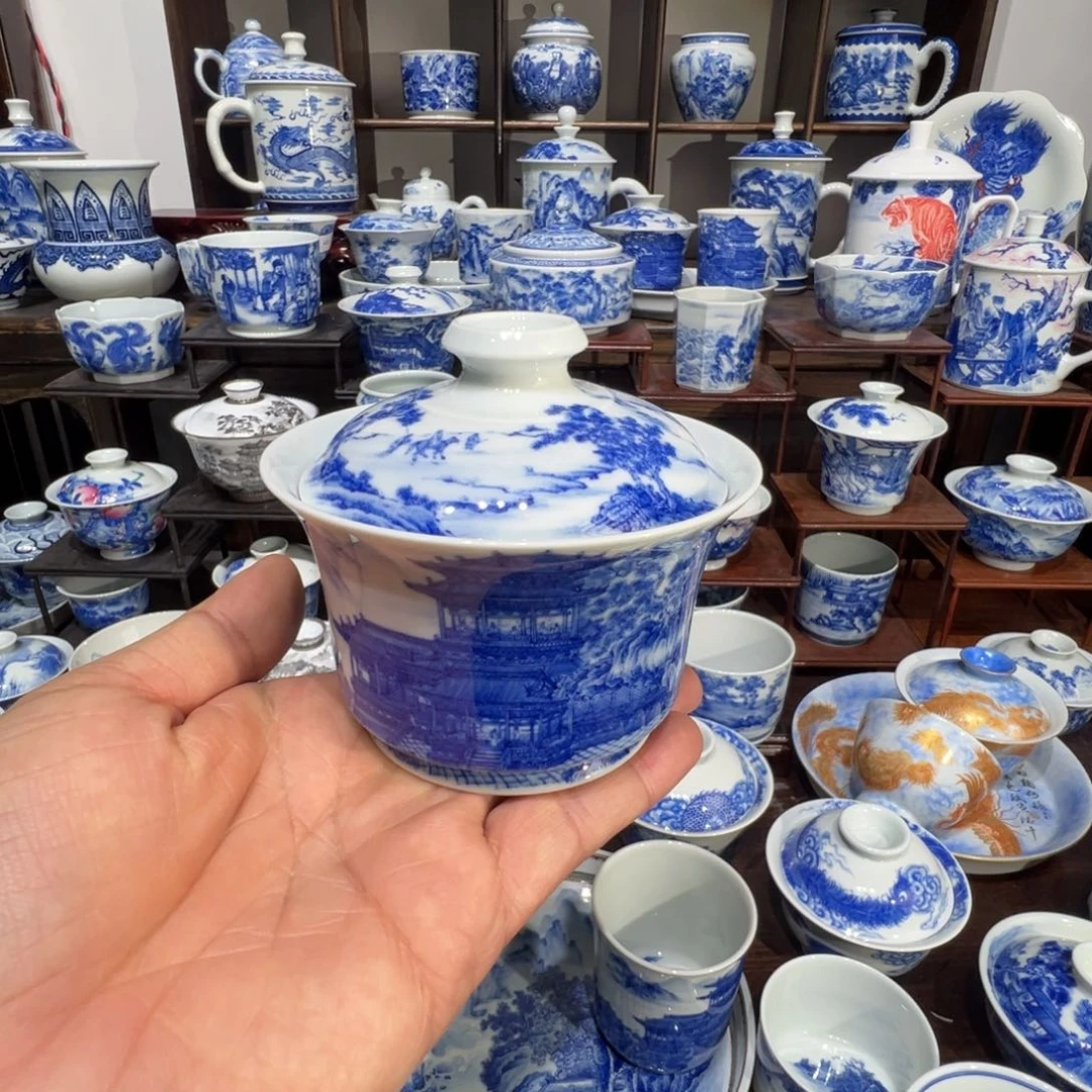 滕王阁青花山水盖碗