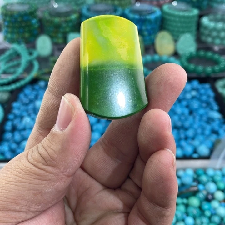 菱锰矿珠宝半成品未镶嵌