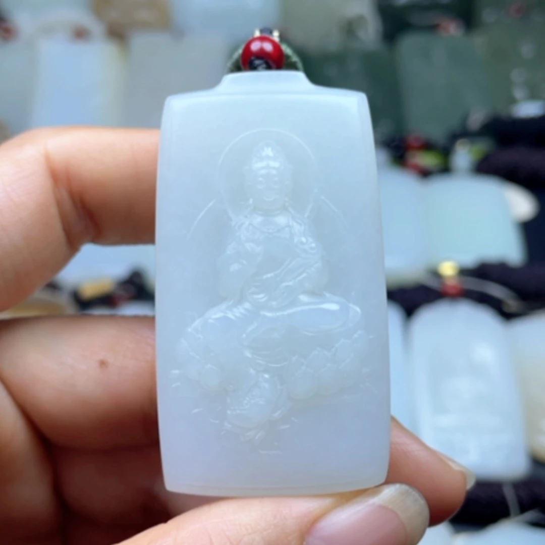 【闪购商品】颈饰未镶嵌和田玉