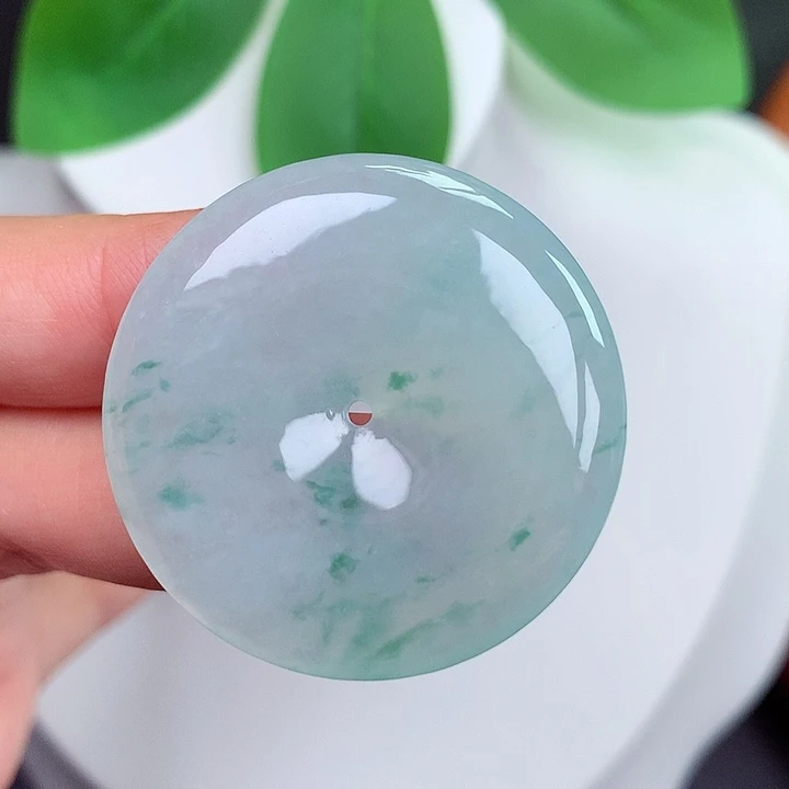 颈饰未镶嵌翡翠平安扣 34.6x5.6mm