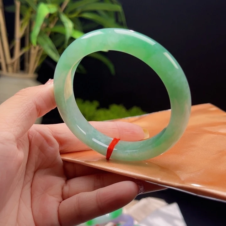 未镶嵌手镯翡翠55.2