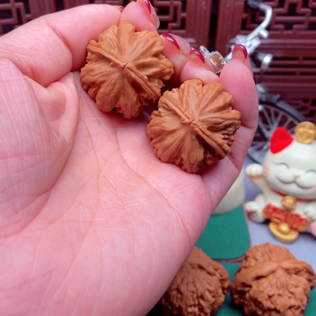 文玩核桃吊坠粗筋八菱手捻全