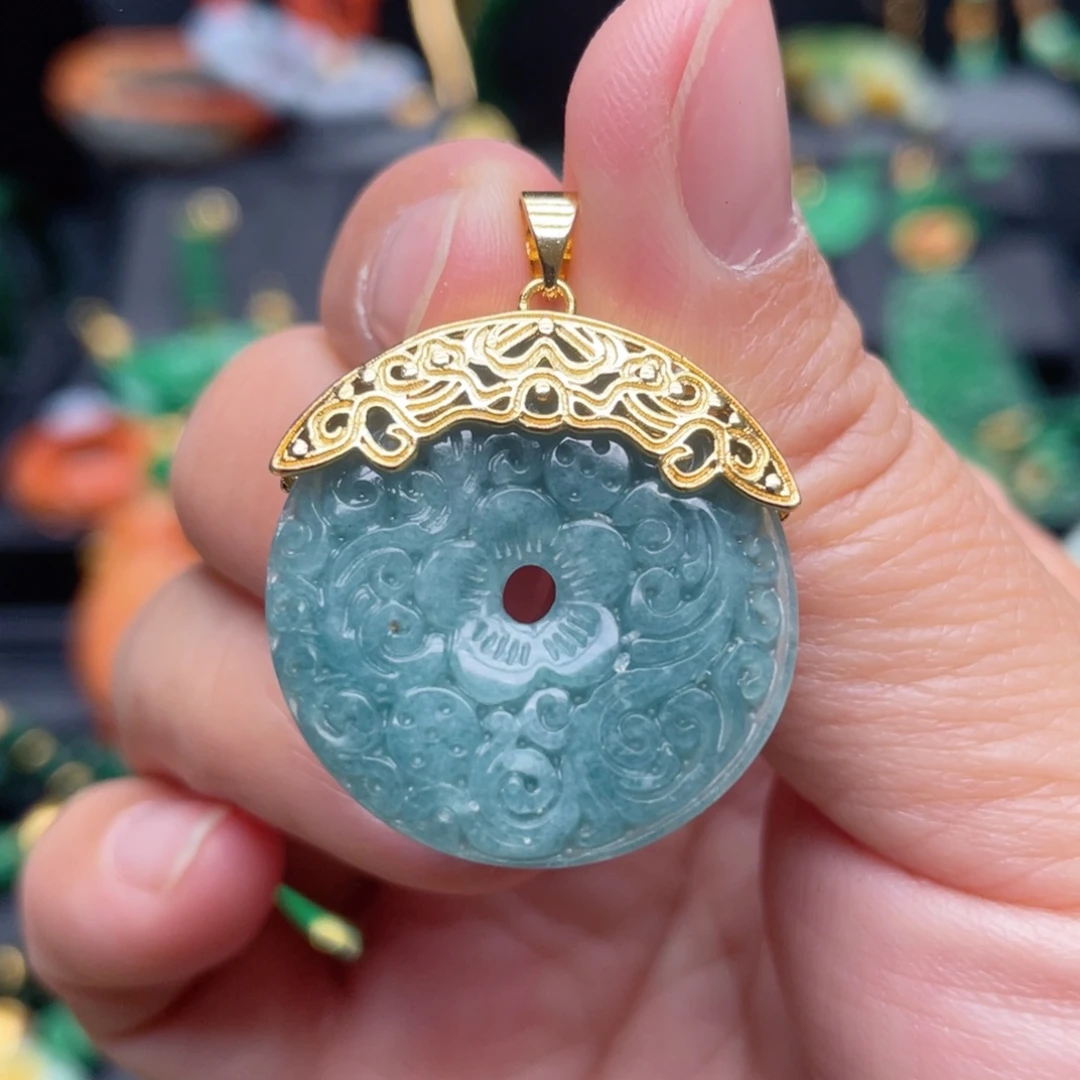翡翠合金颈饰翡翠