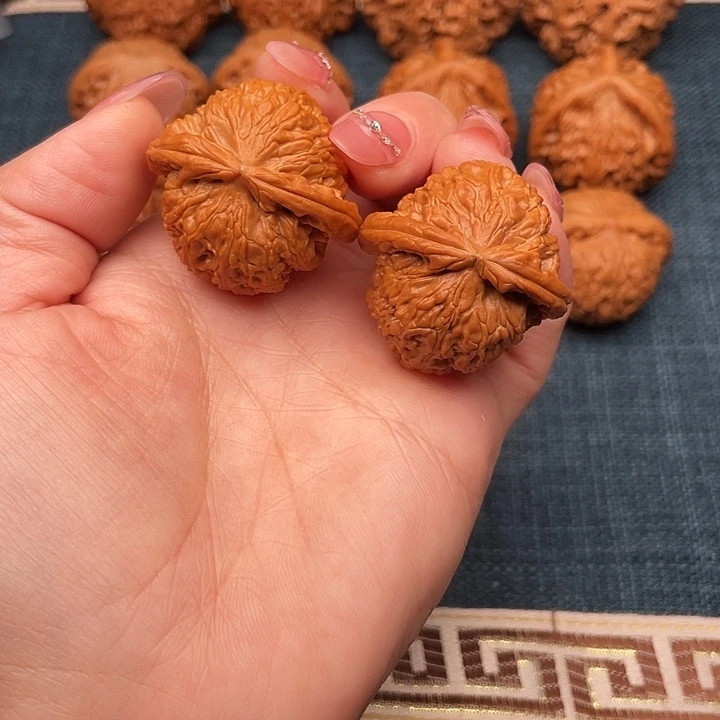 把件文玩核桃全品白狮子34