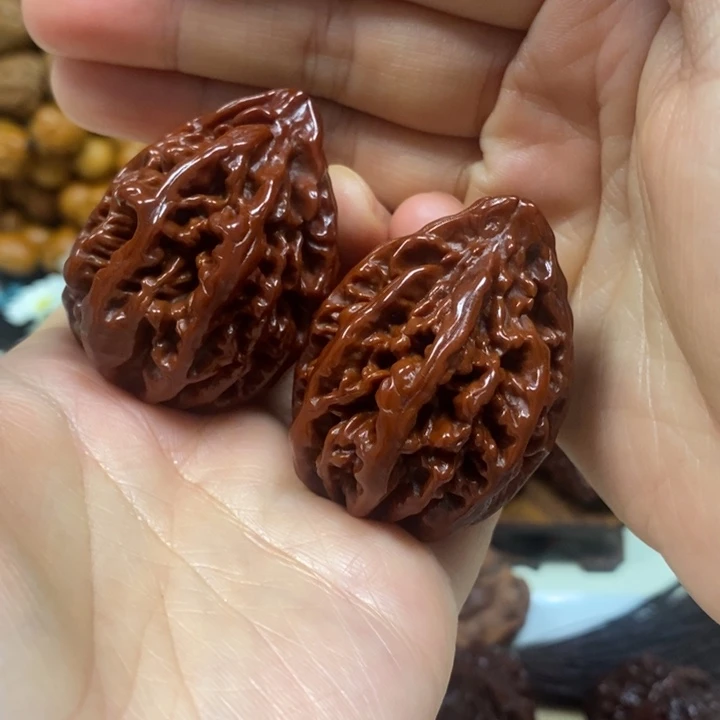 文玩核桃吊坠火焰八棱秋子39