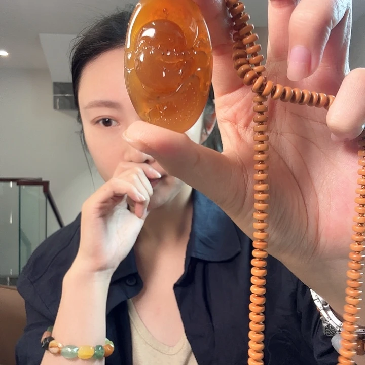 ****未镶嵌蛇纹石玉颈饰