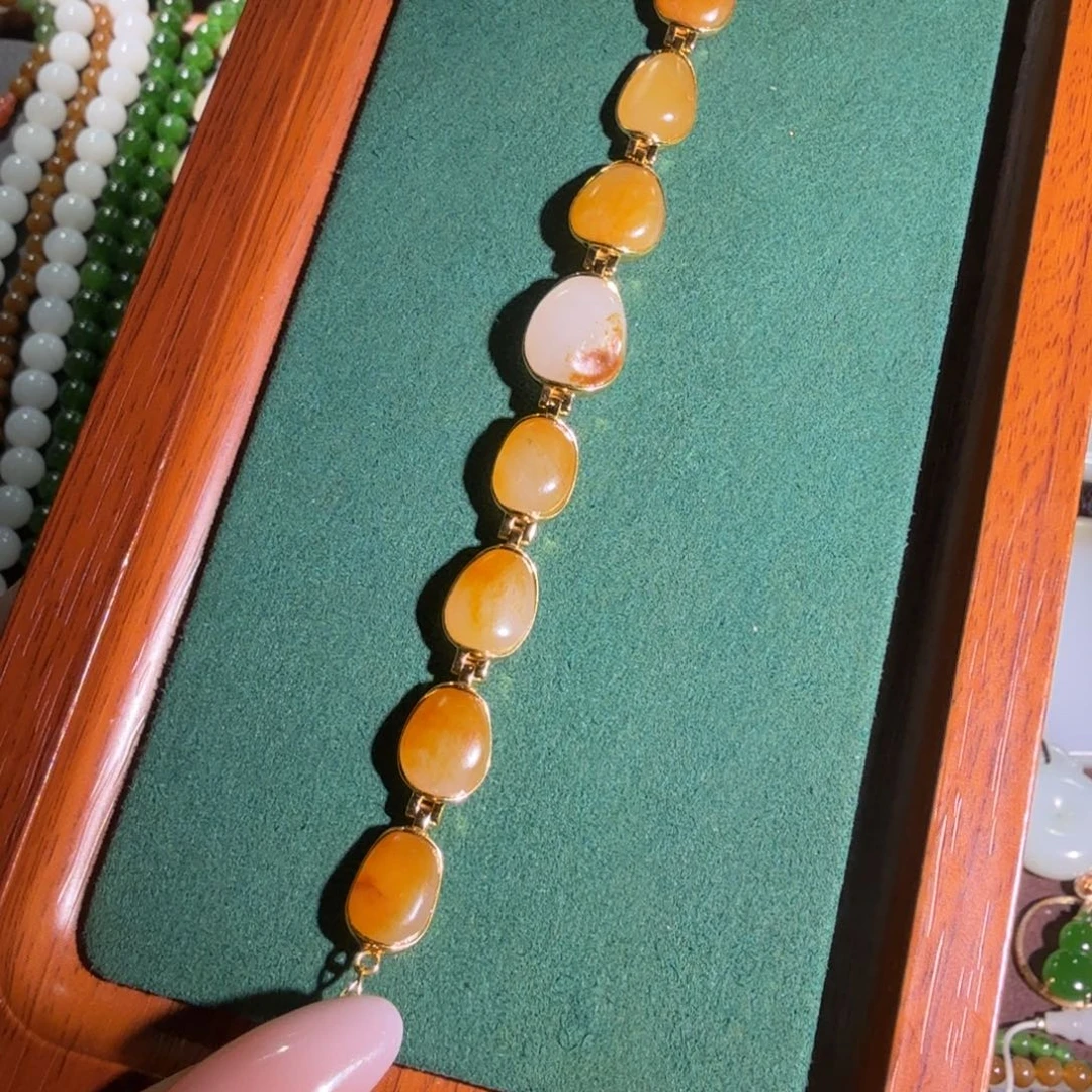 和田玉18K金镶嵌手链