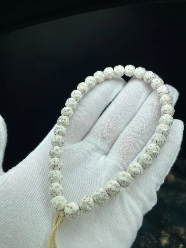 懿缘 特价款8改手持款一物一图原脂白高端星月菩提手串