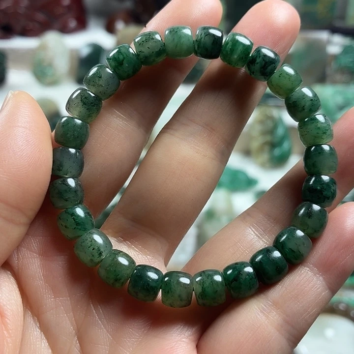 独山玉未镶嵌吊坠