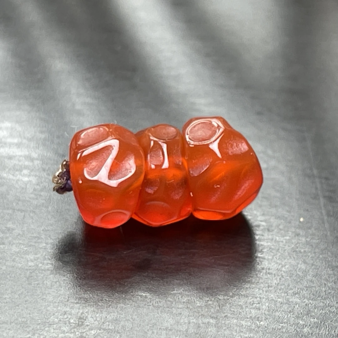 原矿川料樱桃红玛瑙无相大肠斜切配饰尺寸6.5mm左右文玩菩提配饰