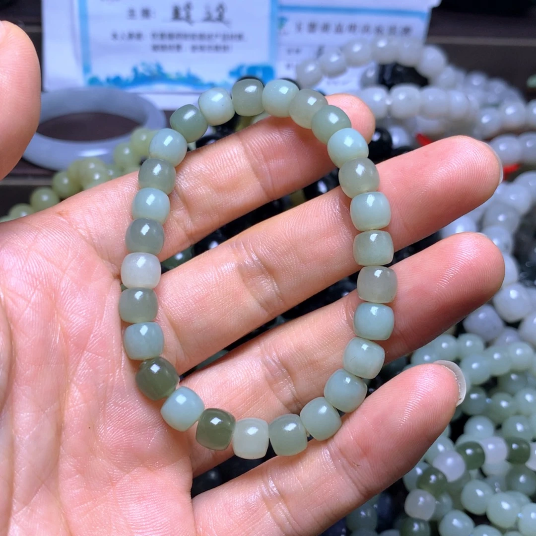 和田玉未镶嵌手串