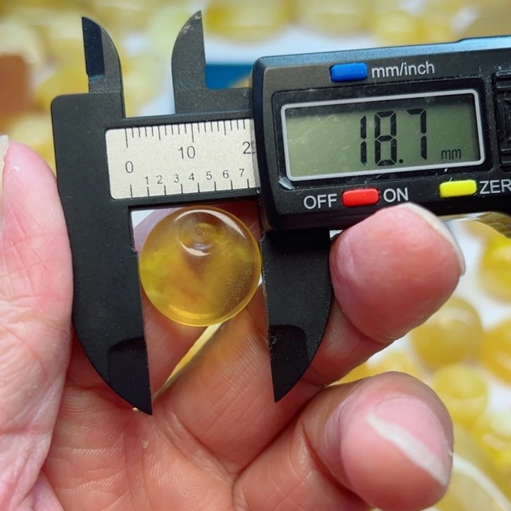 未镶嵌琥珀（矿物珀）裸石