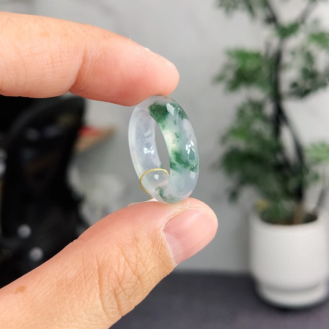 翡翠未镶嵌戒指8号