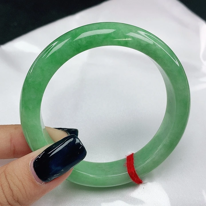 翡翠手镯未镶嵌圈54.7，5012