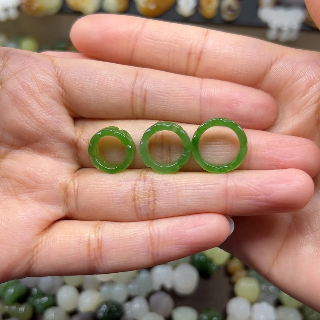 和田玉未镶嵌颈饰168一个多样性发其一