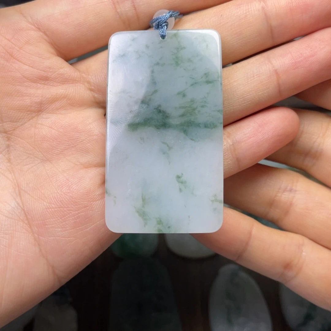 定制翡翠未镶嵌飘花无事牌