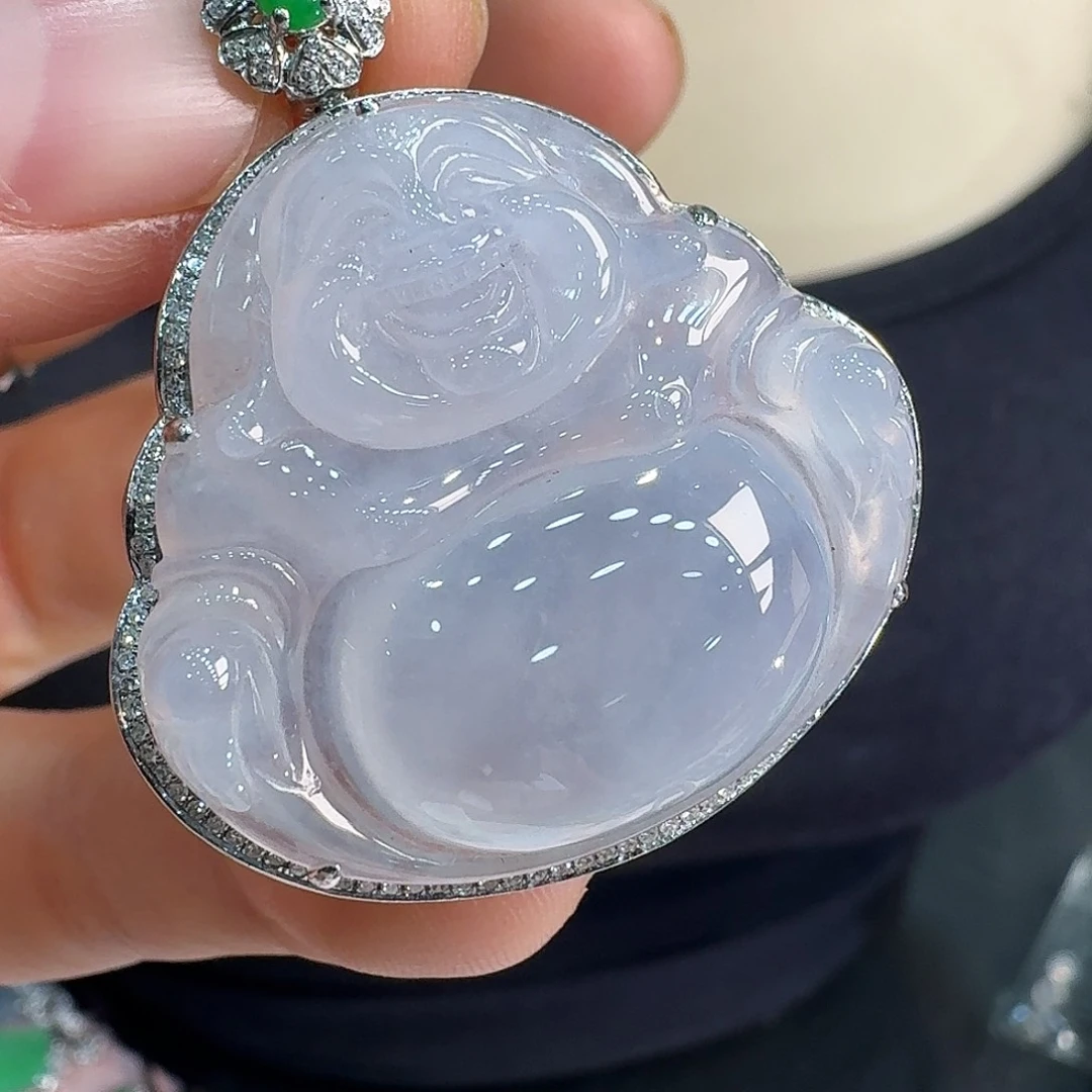 翡翠18K金镶嵌颈饰吊坠