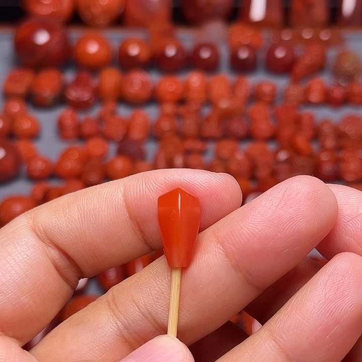 南红玛瑙未镶嵌配饰保山鲨鱼呗三通8.3mm