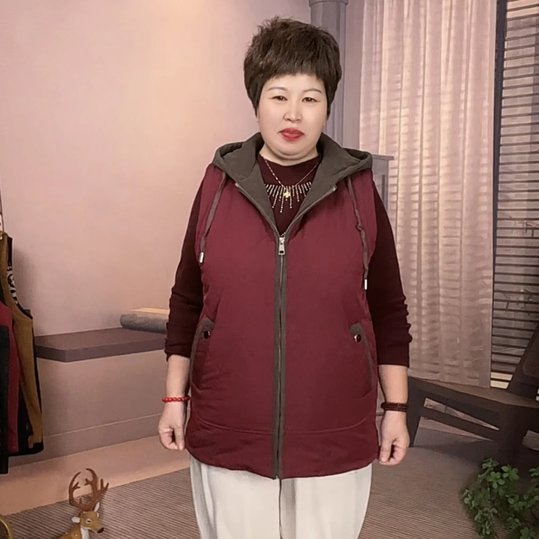 条绒帽子马夹 大码精品秋冬马甲加丝棉加绒保暖中老年马甲时尚女